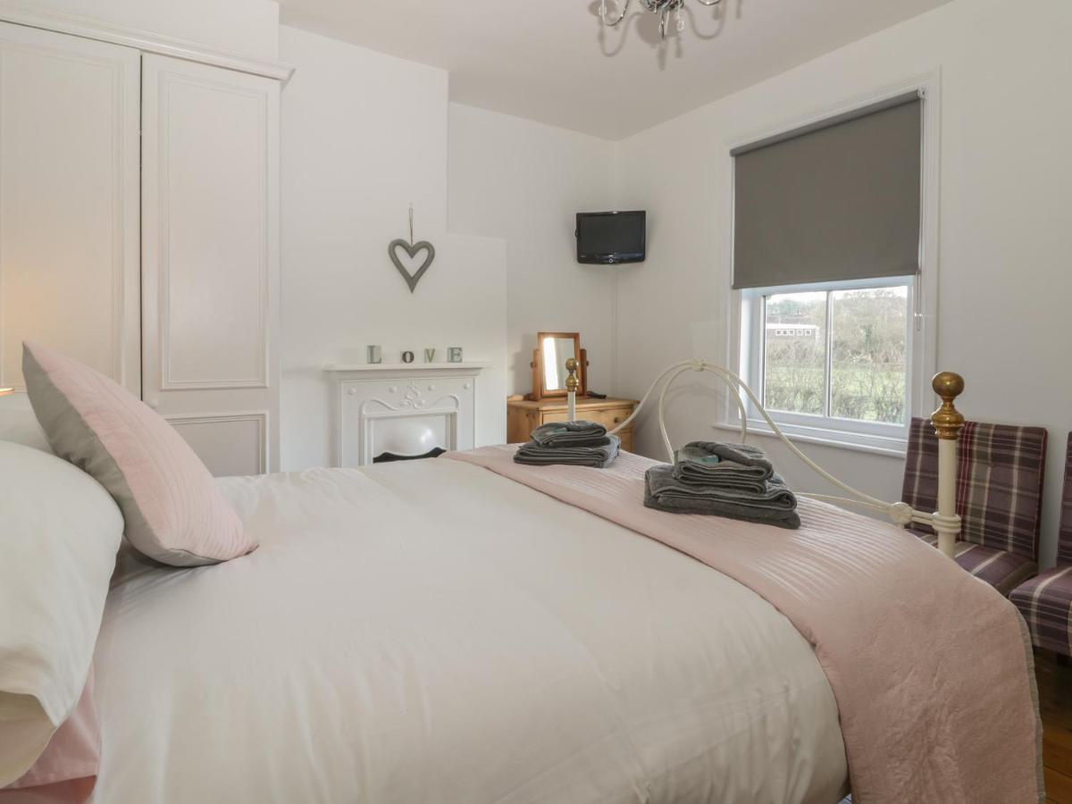 Brinkburn Cottage Скарбъро Екстериор снимка