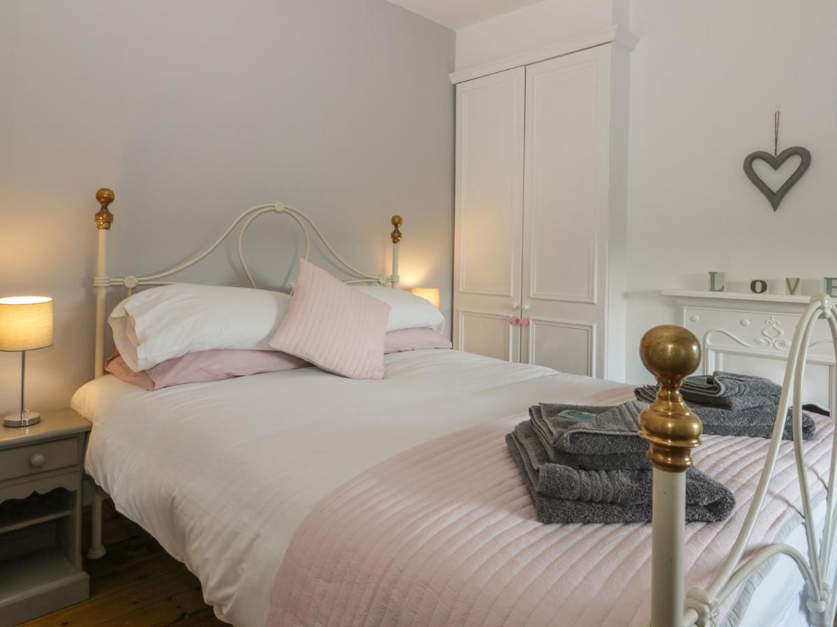 Brinkburn Cottage Скарбъро Екстериор снимка